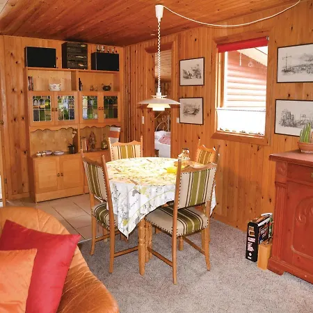 Semesterbostad Two-bedroom Holiday In Skjern Halby