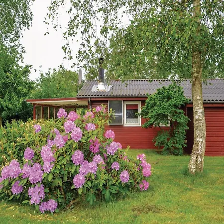 Semesterbostad Two-bedroom Holiday In Skjern